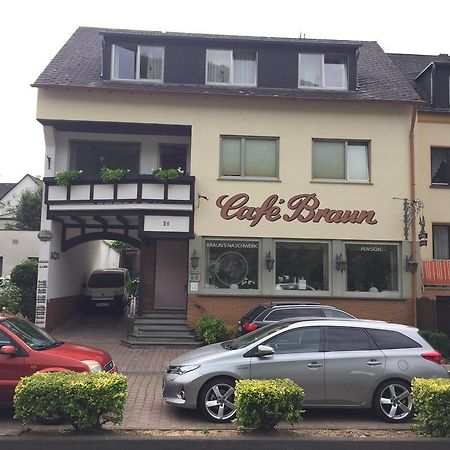 Pension Cafe-Braun Loef Exterior photo
